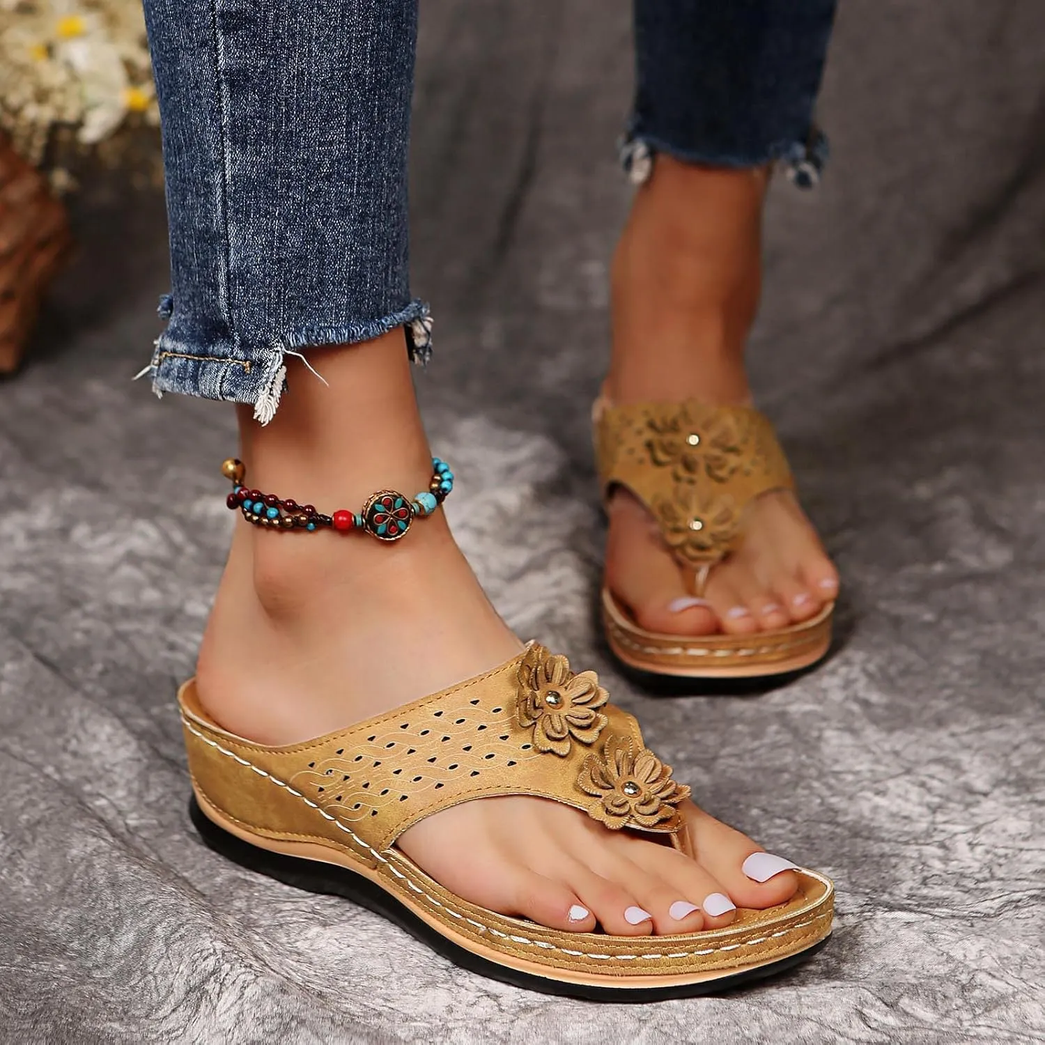 Eduavar Sandals for Women Dressy, Orthopedic Sandals for Women Walking Slippers Anti-Slip Sandal Slip On Flip Flops
