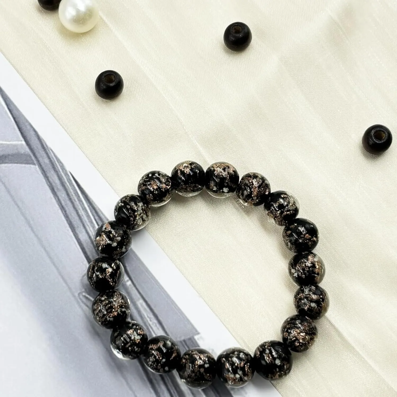 Firefly Glass Bead Bracelet for Women Glow in the Dark Stretch Bracelet Luminous Solar System Bracelet Colorful Healing Crystal Bracelet Anti Anxeity Bracelet Energy Mermaid Jewelry