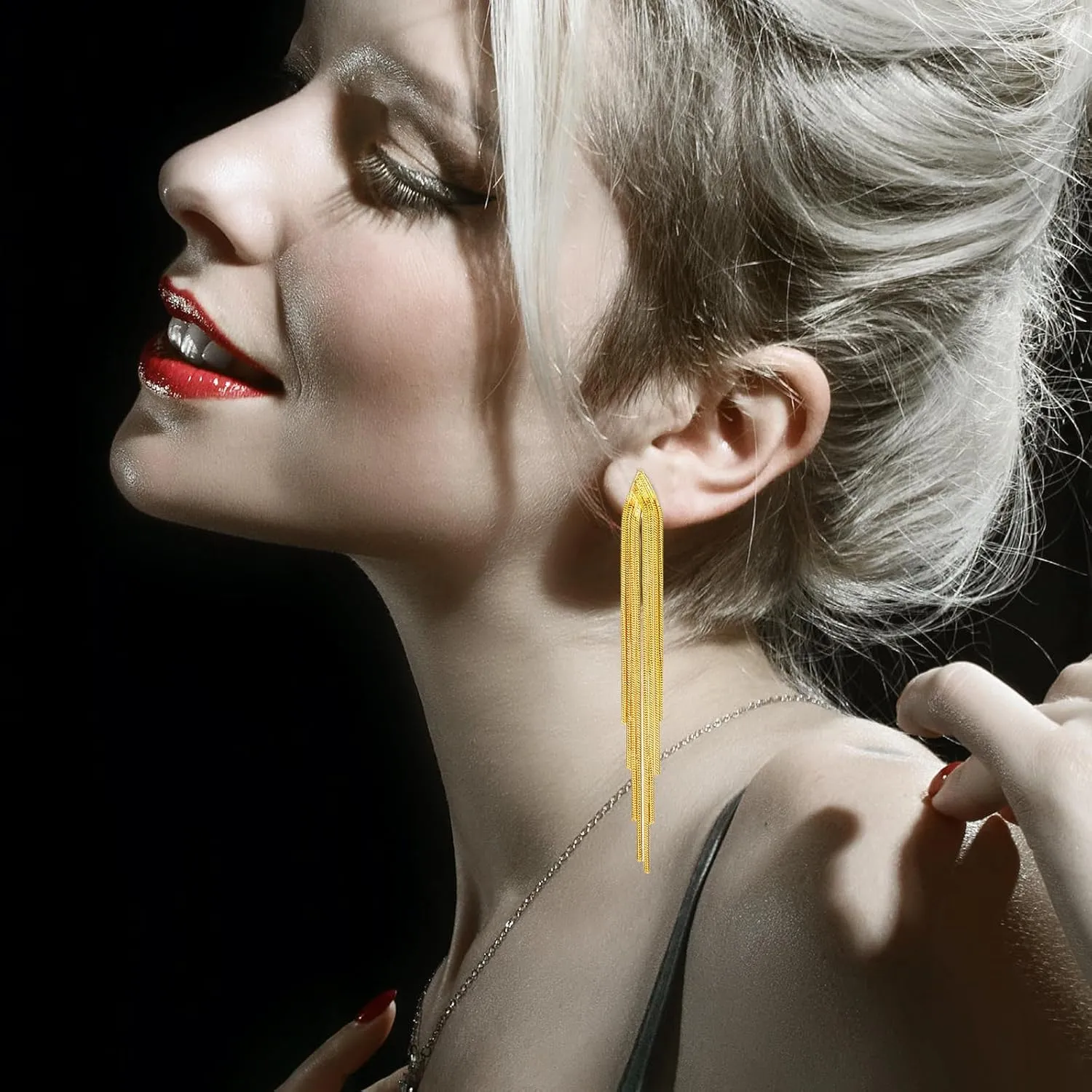 Gold Tassel Earrings for Women,Trendy Long Tassel Dangle Drop Earrings Punk Sleek Metal Chain Earrings Simple Chandelier Tassel Chain Dangle Earrings Wedding Bridesmaid Party Jewelry