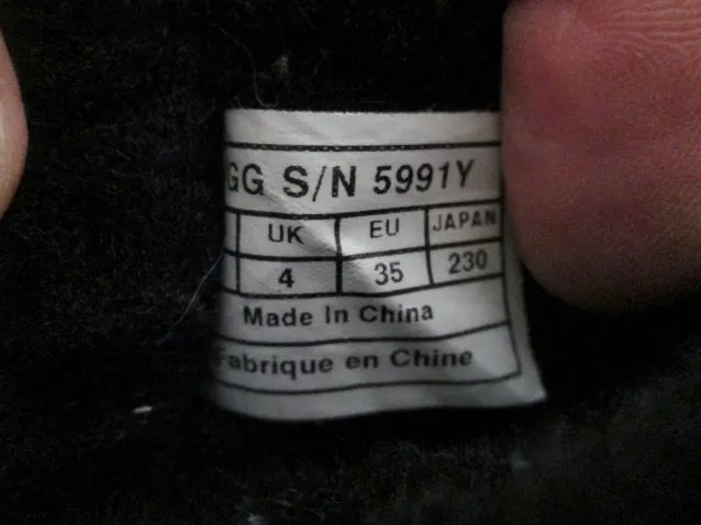 Kids Girls UGG AUSTRALIA 5991Y BAILEY BUTTON Suede Winter BOOTS Shoe BLACK 5 Snow