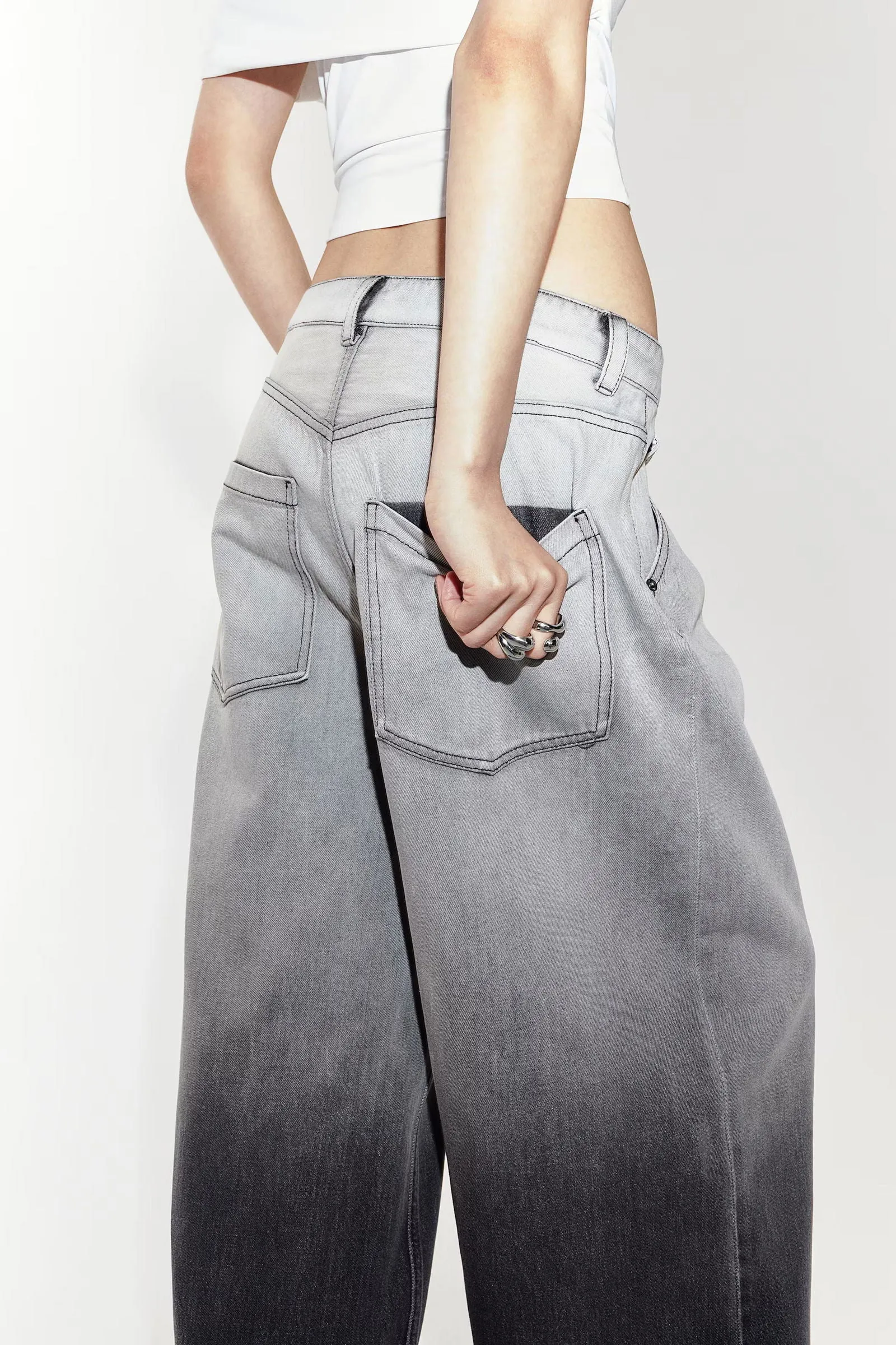 LT1K Black Two-Tone Wide-Leg Jeans.