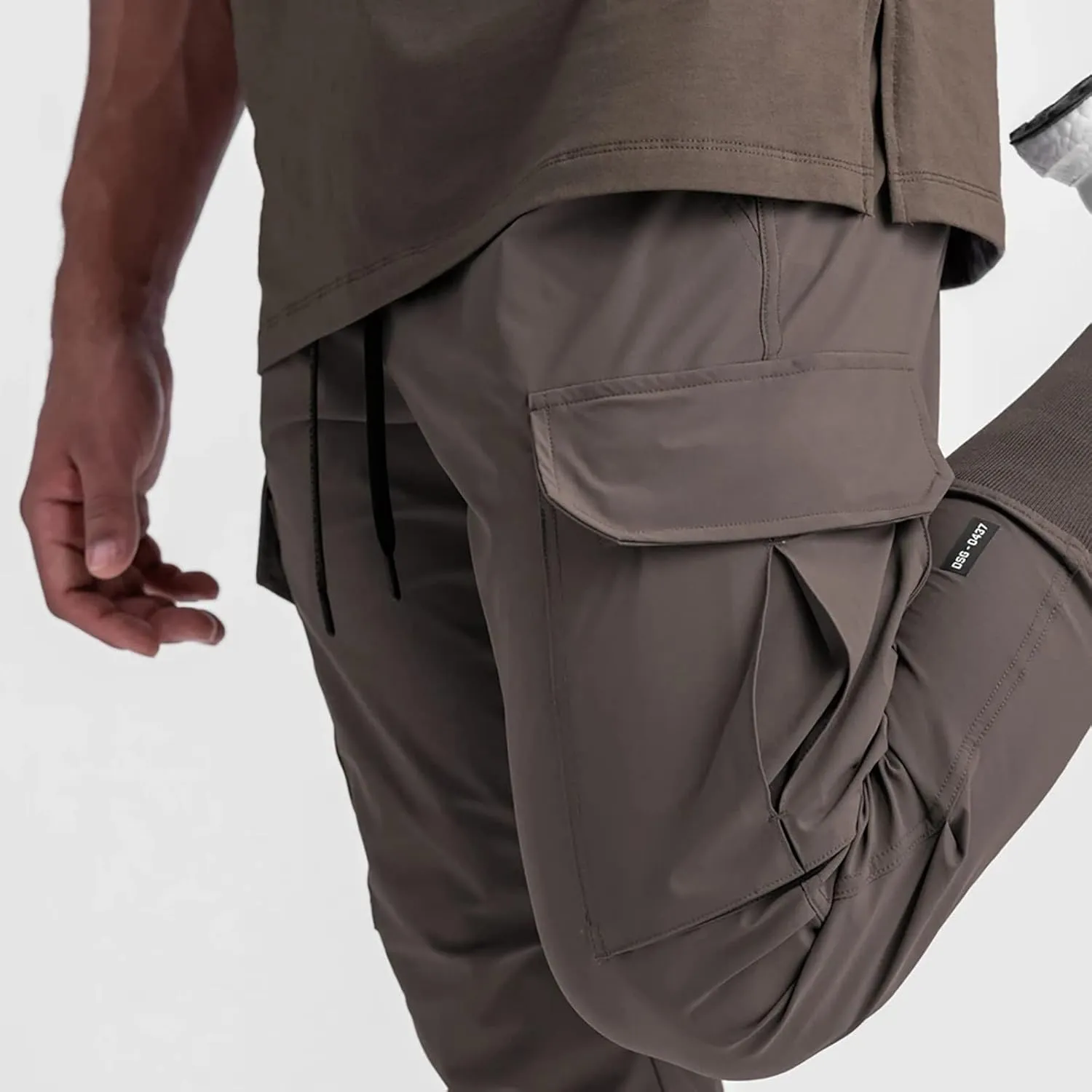 NATHGAM Mens Cargo Jogger Pants Slim Fit Tapered Sports Trousers Trendy Elastic Waist Waterproof Sweatpants Gym Workout Pants