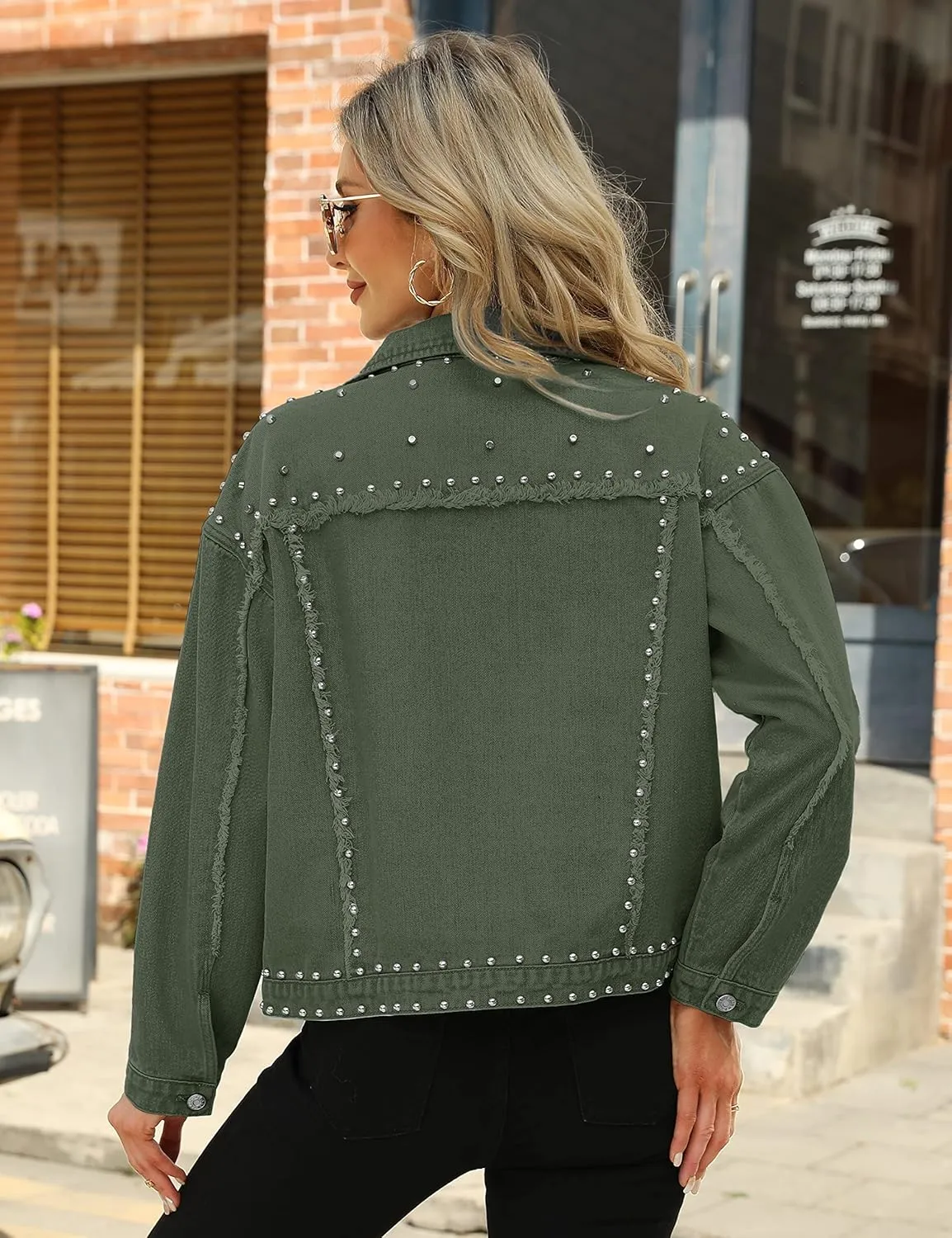 Omoone Women's Long Sleeve Rivet Studded Denim Jacket Casual Pearl Short Jean Coat Concert Nashville Outfits