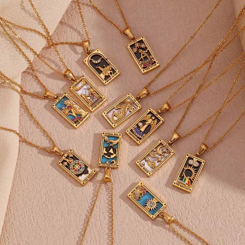 Psivika Gold Plated Tarot Card Necklace Vintage Necklace Good Luck Amulet Tarot Pendant Necklace for Women Men