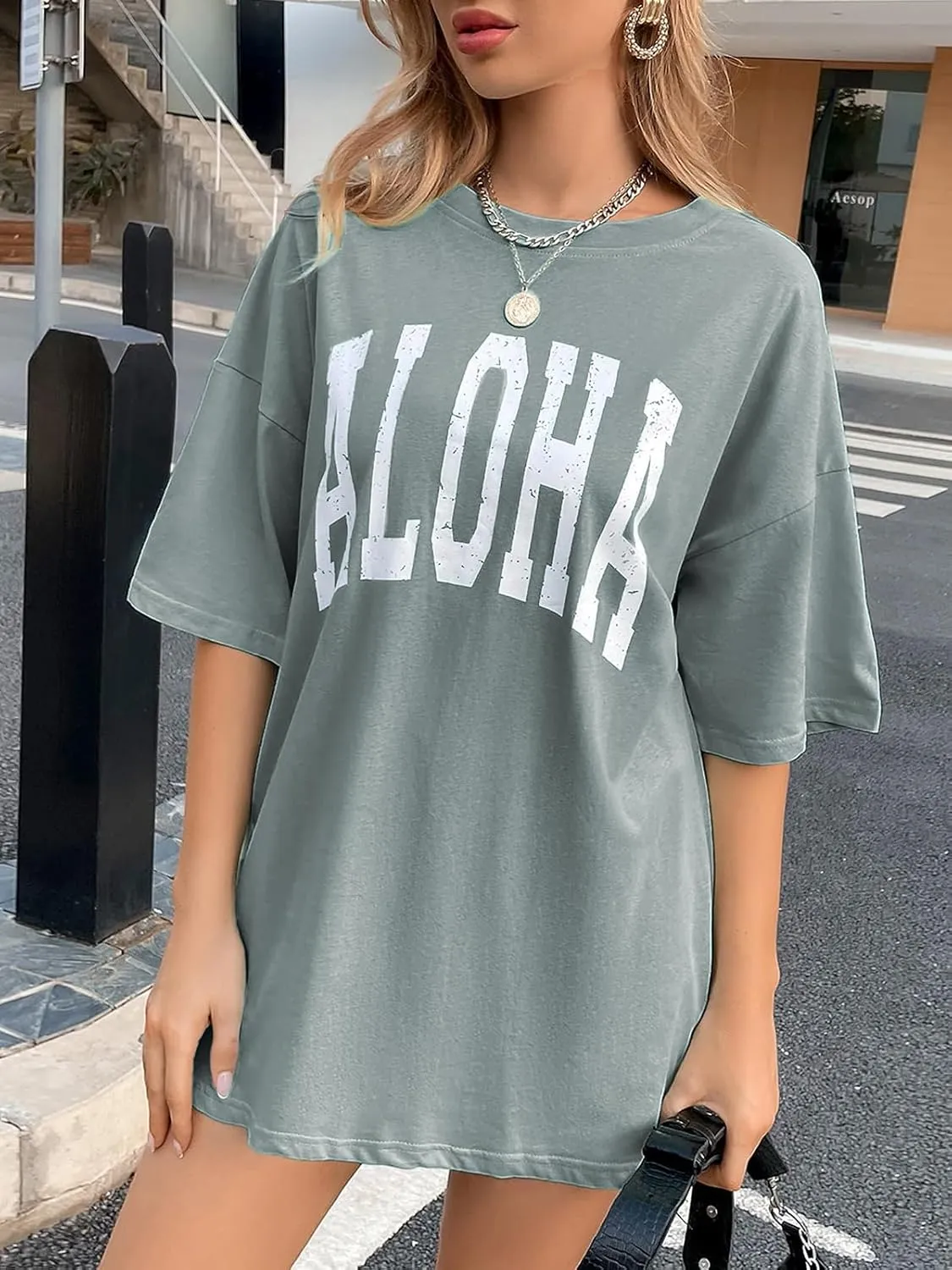 Remidoo Women's Casual Short Sleeve Graphic Oversized T Shirt Loose Letter Print Tee Top Blouse