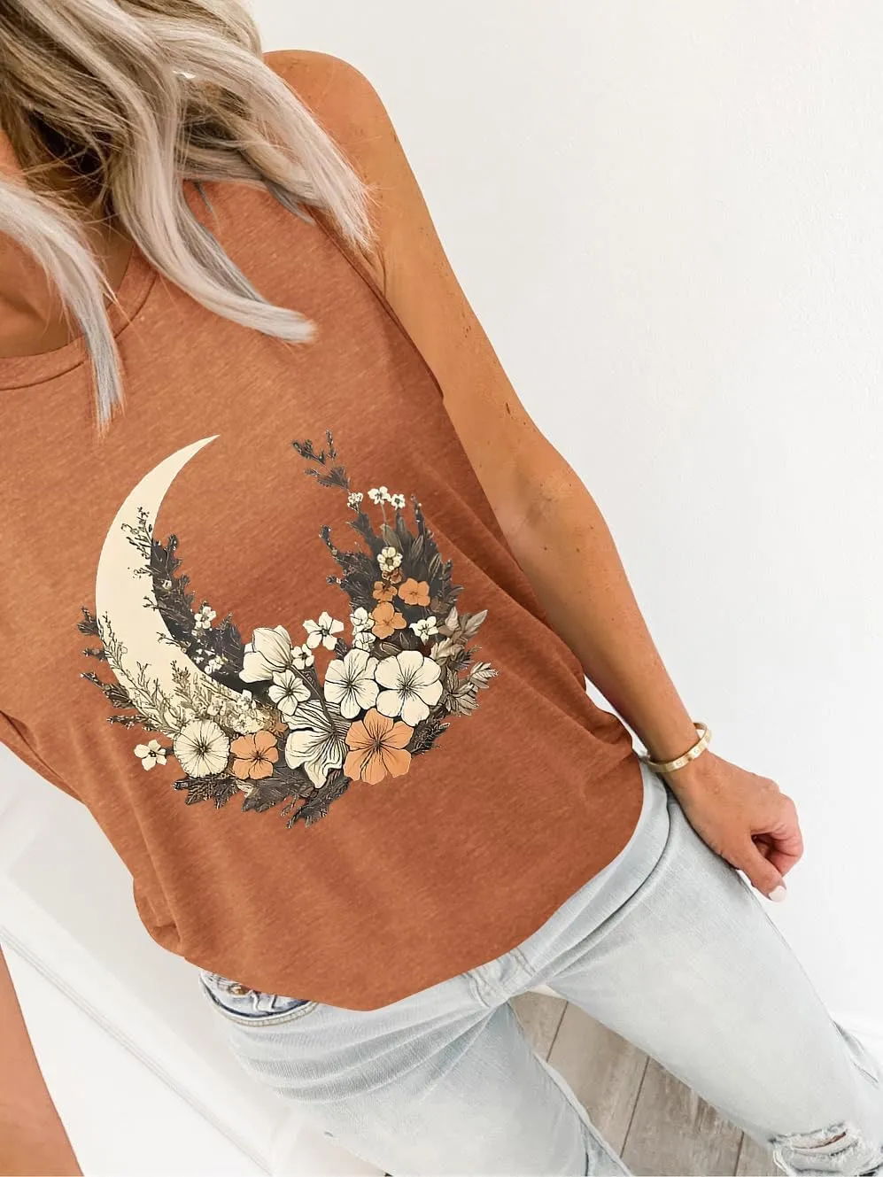 Sleeveless Tank Tops for Women 2025 Summer Casual Blouses Graphic Tees Loose Fit Crewneck Vacation Outfits Shirts