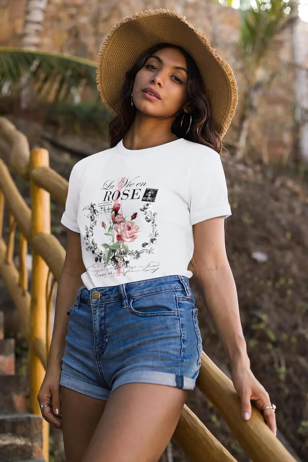 T Shirts for Women Crewneck Boho Flowers Wildflowers Graphic Tees 2025 Summer Cute Shirts Short Sleeve Tops