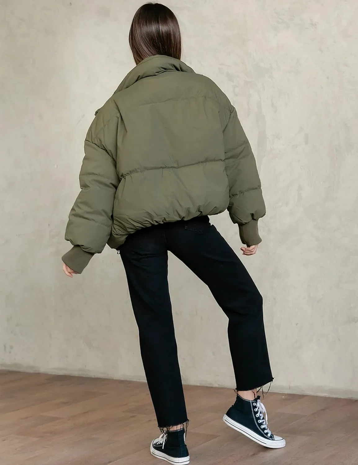 UANEO Puffer Jacket Womens Oversized Cropped Puffy Quilted Winter Jackets Coat