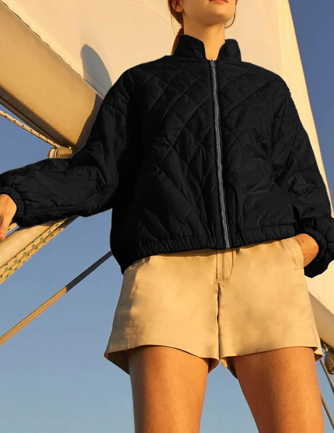 Women's Light Weight Short Down Jacket Long Sleeve Cropped Coat Water-Resistant Puffer Jacket Outwear