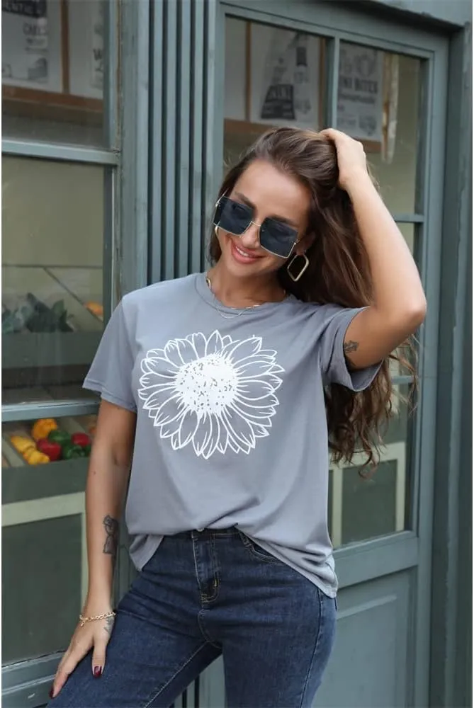 Women's Summer Sunflower T Shirt Cute Flower Graphic Loose Tees Crew Neck Short Sleeve Casual Tops